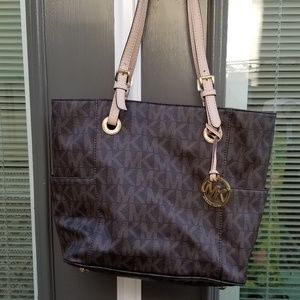 Michael kors purse